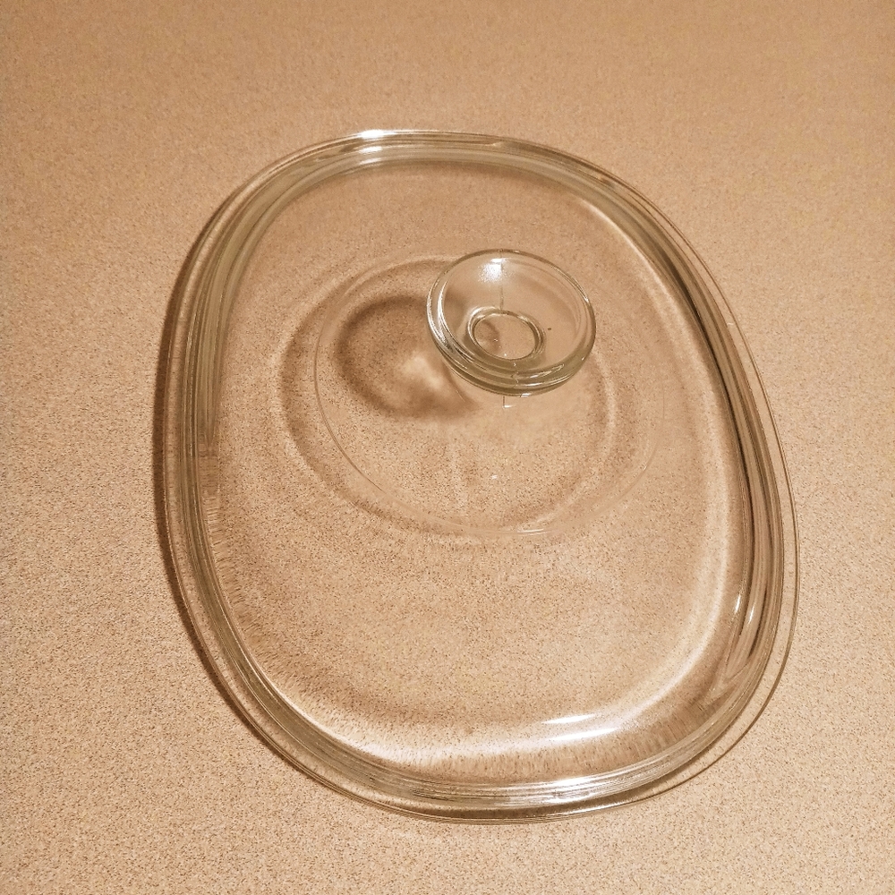 Pyrex Lid - Picture 3 of 3
